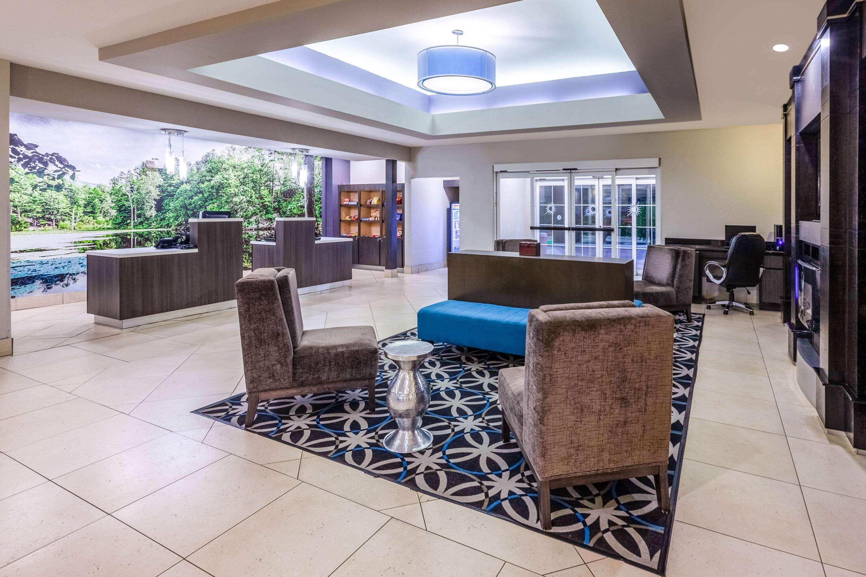 La Quinta by Wyndham Lumberton Hotel Bagian luar foto