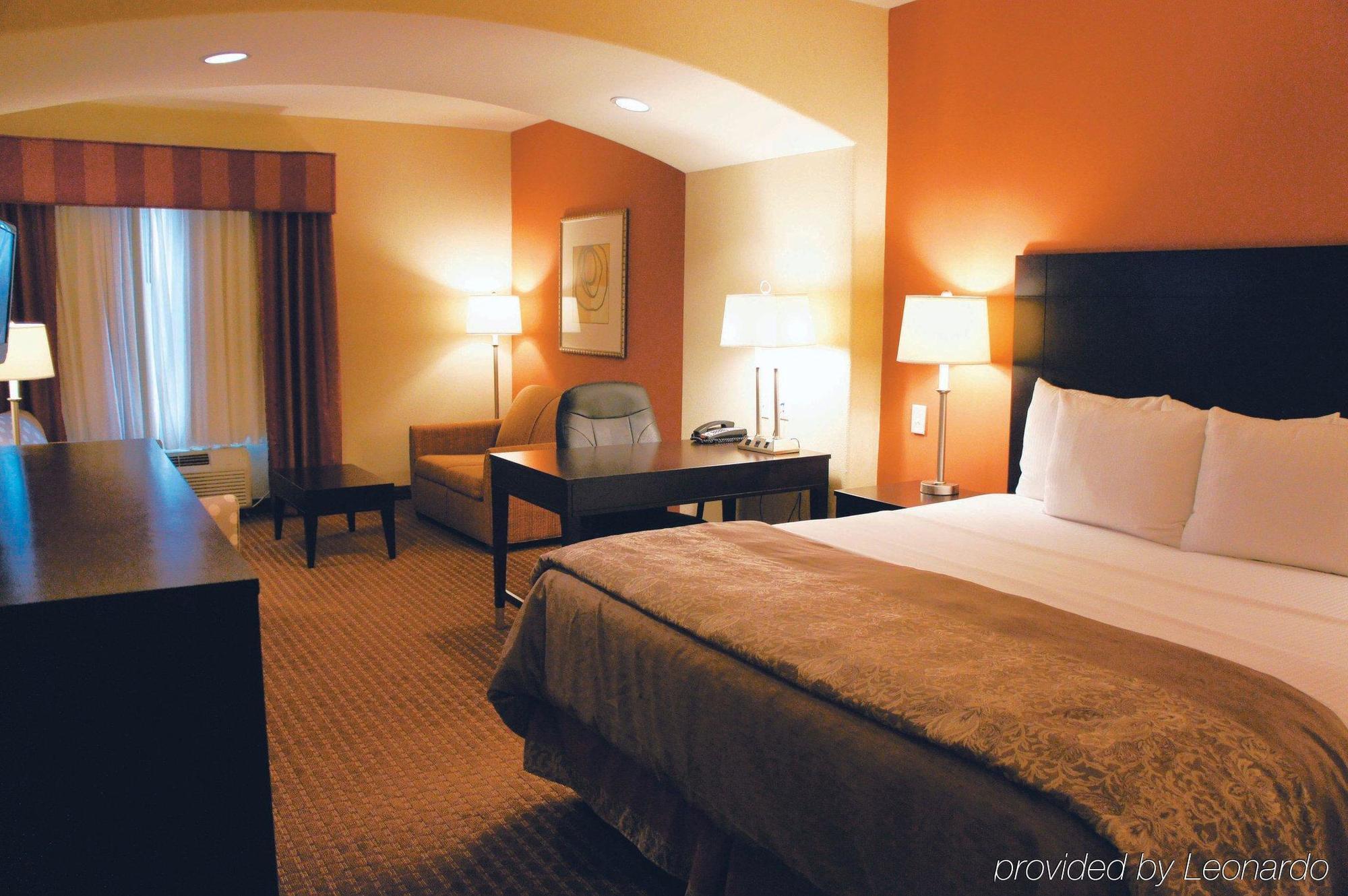 La Quinta by Wyndham Lumberton Hotel Bagian luar foto